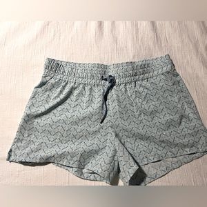 Southern Tide Coastal Performance Shorts